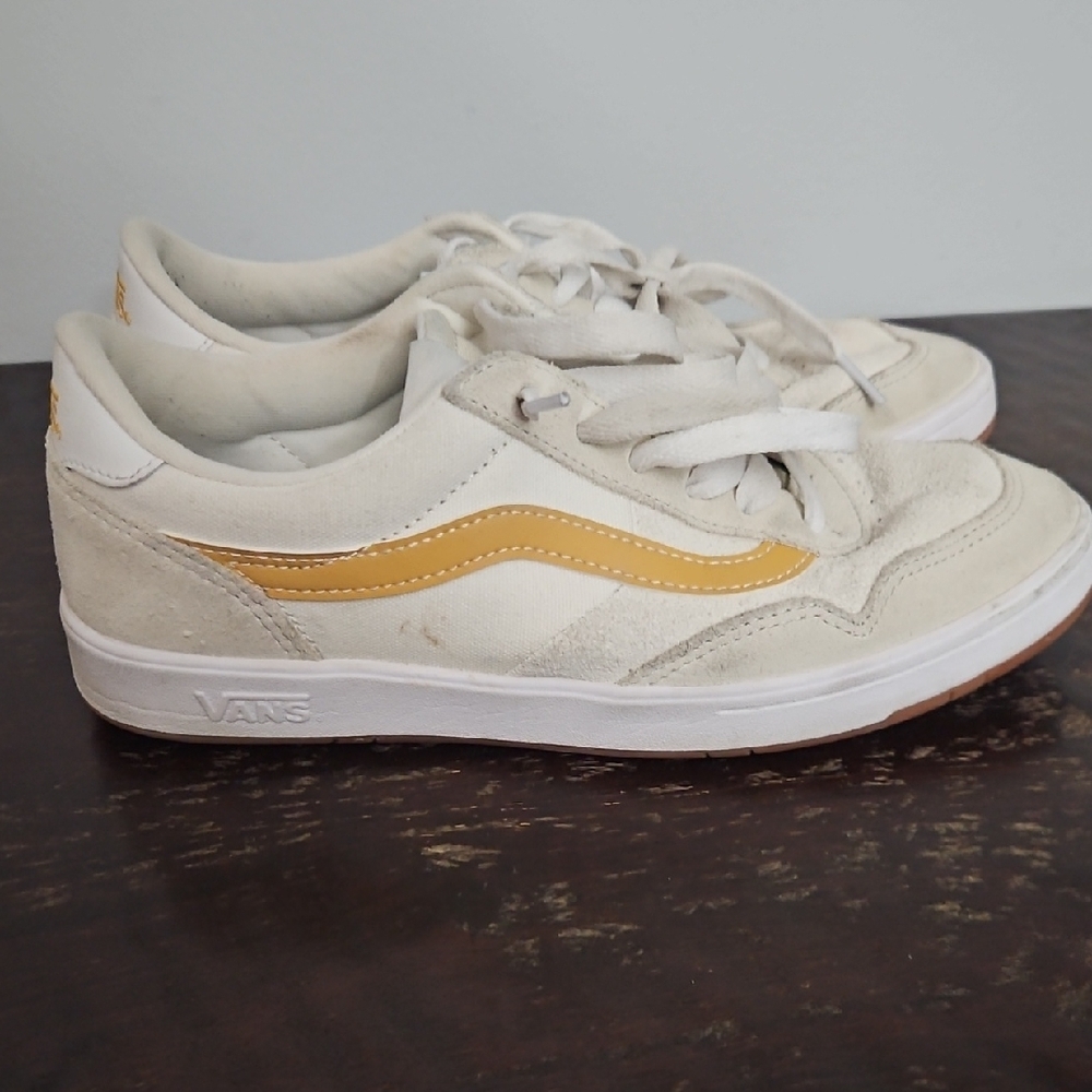 Vans Ultra RANGE 2.0, Cream and MUSTARD/yellow Athletic Shoes - Picture 9 of 13